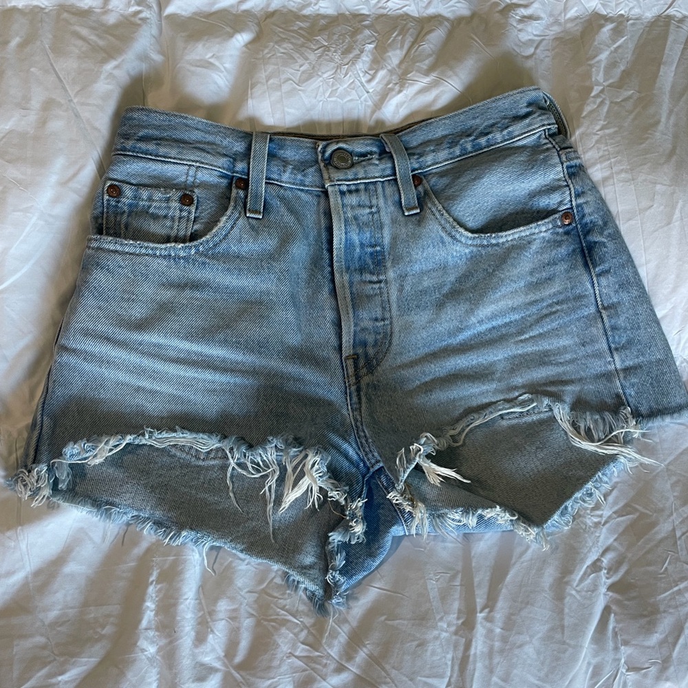 Distressed Women’s Levi Denim Shorts